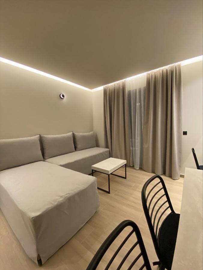 Barbie Hotel Apartments Ялиссос Экстерьер фото