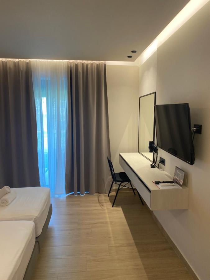 Barbie Hotel Apartments Ялиссос Экстерьер фото