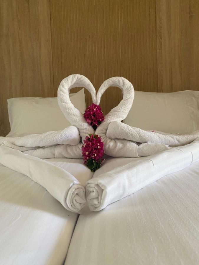Barbie Hotel Apartments Ялиссос Экстерьер фото