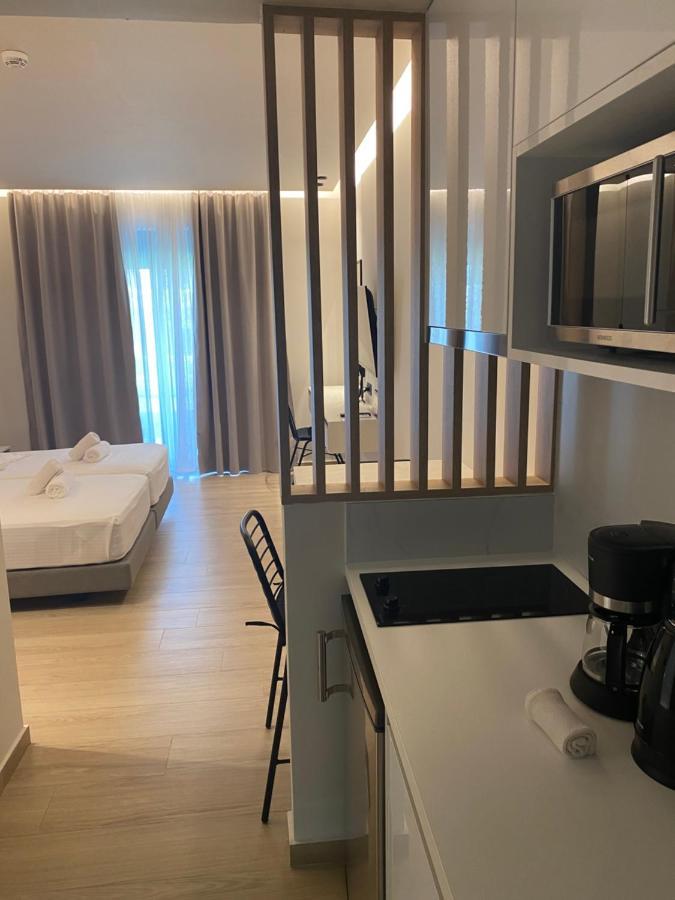 Barbie Hotel Apartments Ялиссос Экстерьер фото